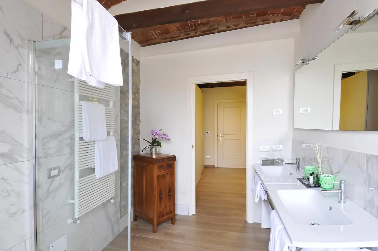 Canto degli Aranci Firenze 3*,